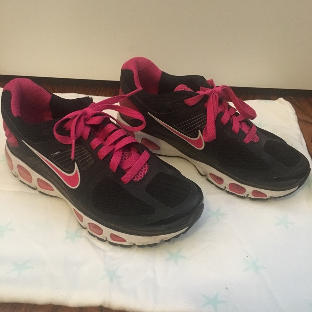 Nike - Women's Air Tailwind Running Sneaker